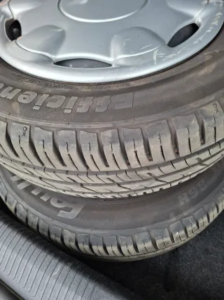 Neumático 266 0FBXL5 0624