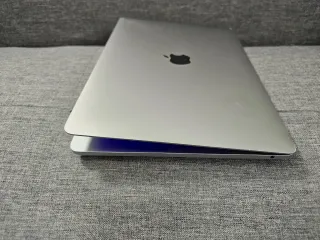 Macbook pro i5 8gb ram ssd 256gb batería nueva