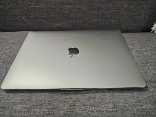 Macbook pro i5 8gb ram ssd 256gb batería nueva