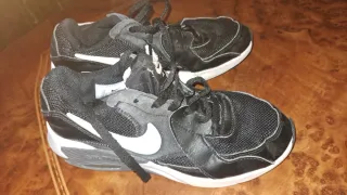 Zapatillas Nike Air Max Negras y Blancas