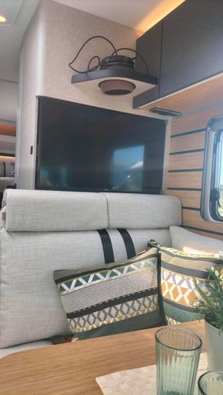 Autocaravana 4x4 Hymer MLT 580 Crosstrail Mercedes