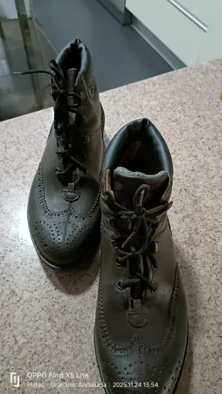 Botines de golf marrones