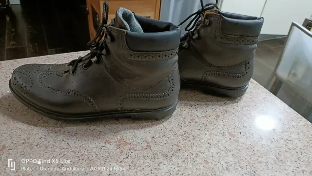 Botines de golf marrones