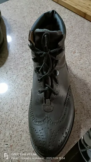 Botines de golf marrones