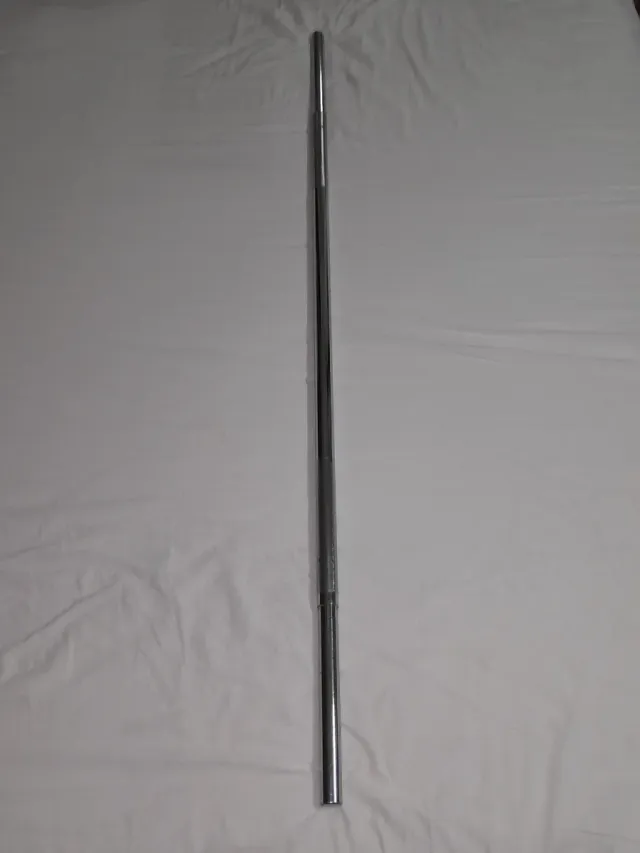 Barra de musculación cromada