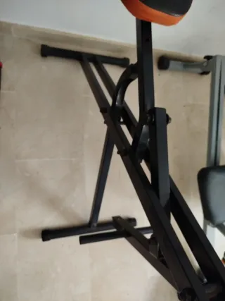 Bicicleta estática gimnasio