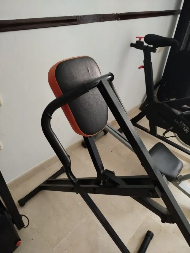 Bicicleta estática gimnasio