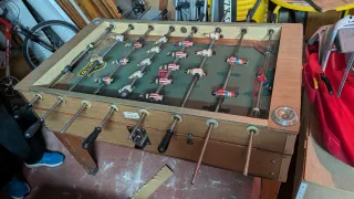 Futbolín de bar clásico.