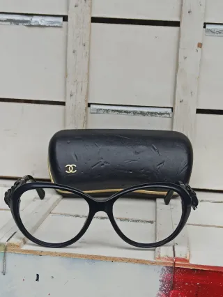 Occhiali Chanel Neri con Fiori