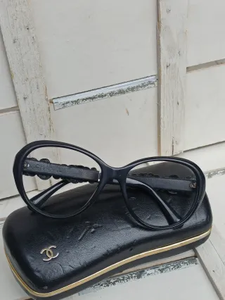 Occhiali Chanel Neri con Fiori