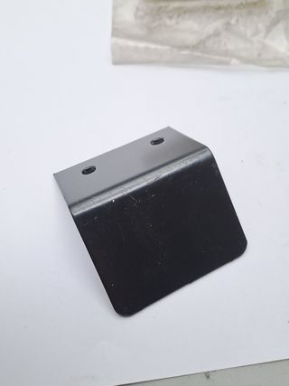 MTC4657 Soporte Capot Defender 90/110 Land Rover