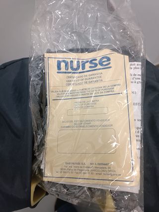 Cuna de viaje con diseño de patos