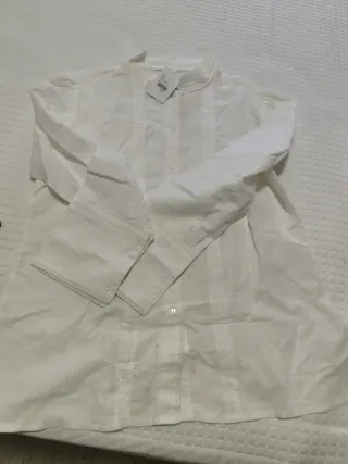 Camisa blanca casera baserritara