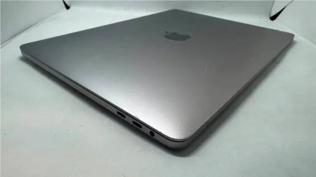 MacBook Pro Touch Bar Plata/Gris Espacial