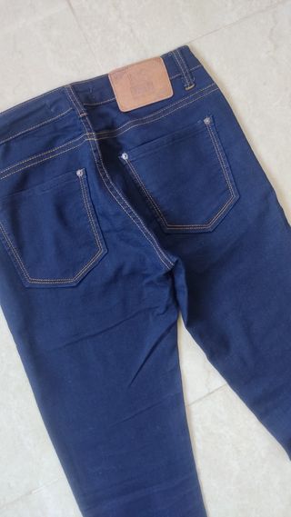 Pantalones vaqueros mujer