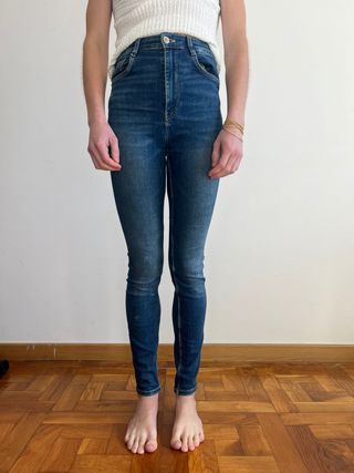 Pantalones tejanos pitillo azules