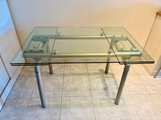 Mesa comedor extensible cristal templado y metal