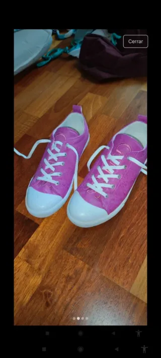 Zapatillas Guess rosas