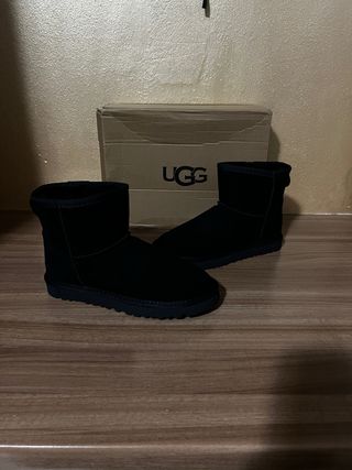 Stivaletti UGG neri