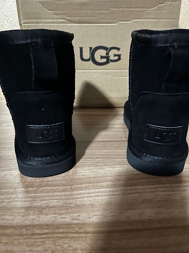 Stivaletti UGG neri