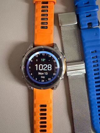 Garmin Fenix 8 Zafiro Titanio Naranja