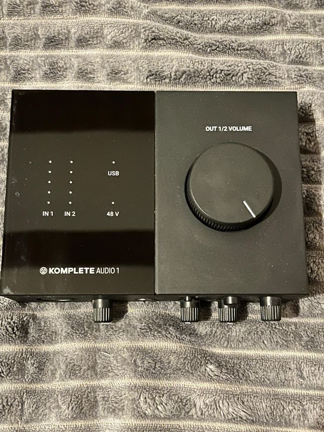 Native Instruments Komplete Audio 1 Interfaz