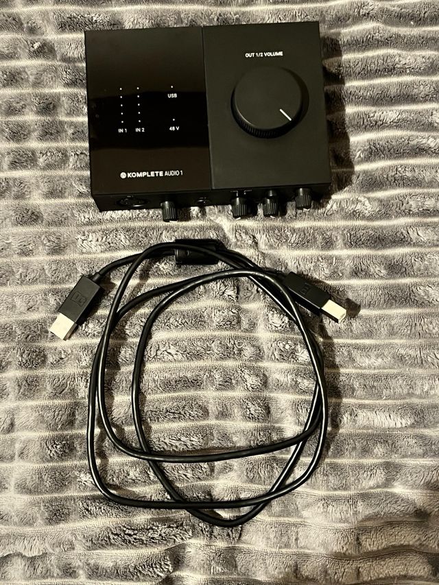 Native Instruments Komplete Audio 1 Interfaz