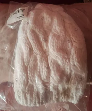 Gorro Blanco con strass plateado de Roxy