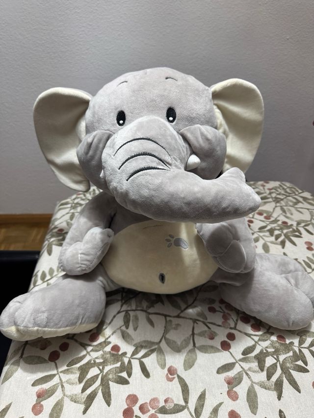 Elefante de peluche grande 42 cm