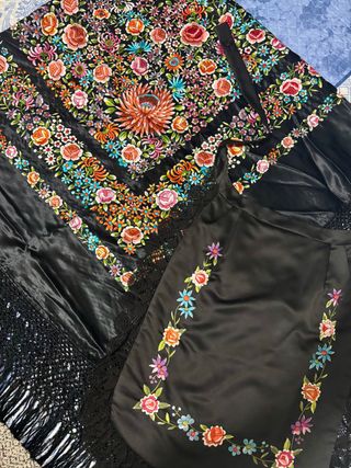 Delantal Huertana Bordado Multicolor