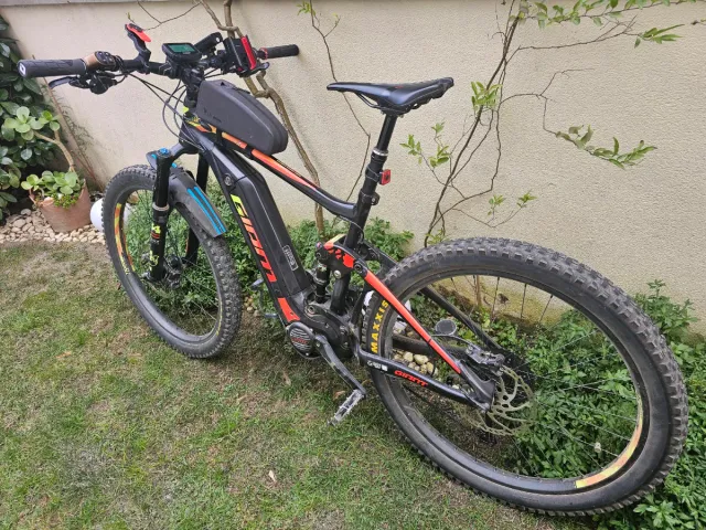 Bicicleta Eléctrica Giant Pro