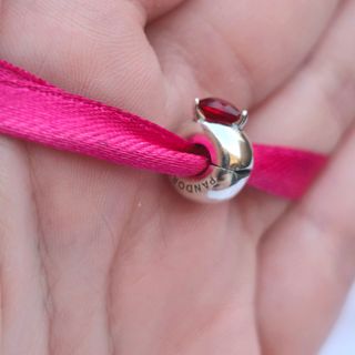 CLIP CHARM ROJO Y PLATA