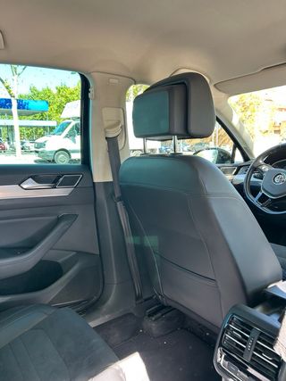 Volkswagen Passat Sport 2.0 TDI