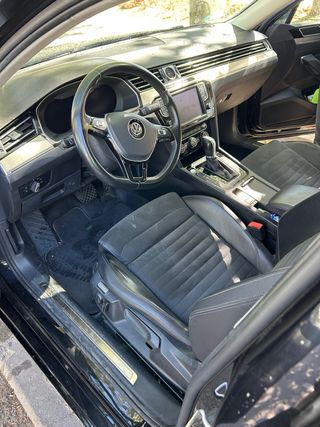 Volkswagen Passat Sport 2.0 TDI