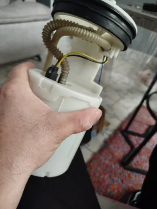 Bomba aforador combustible