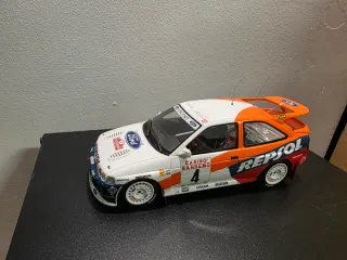 Ford Escort Carlos Sainz 1/18 Otto