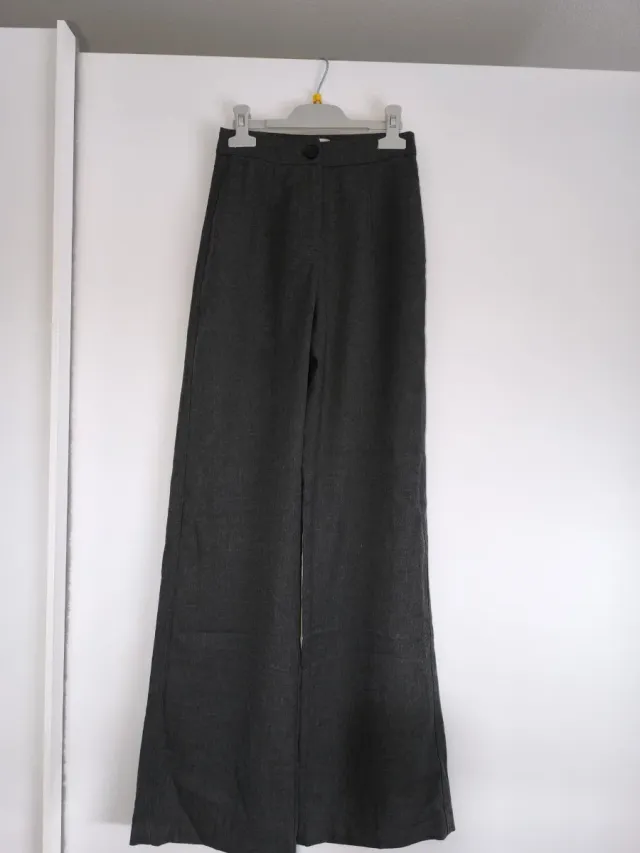 Pantalón vestir pata ancha gris