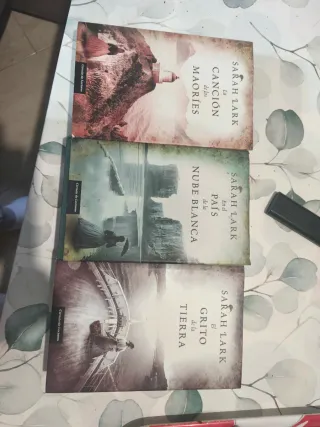 En El Pais De La Nube Blanca. Precio en dolares