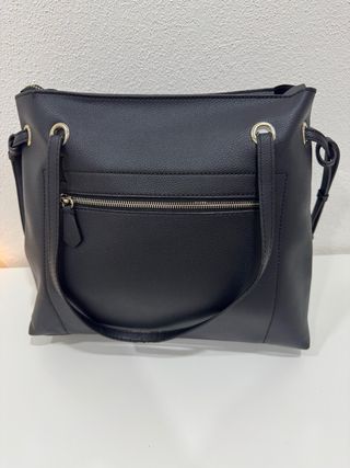 borsa guess nera con charm