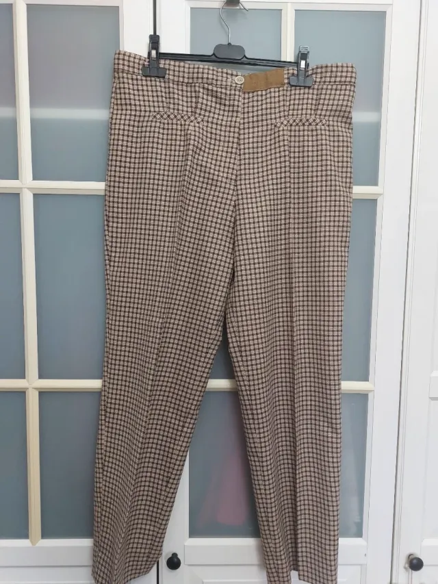 Pantalón cuadros beige y marrón