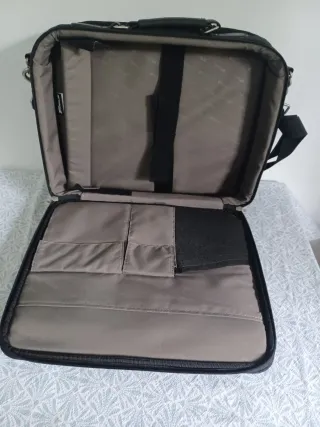 Maletín Targus Negro para Portátil