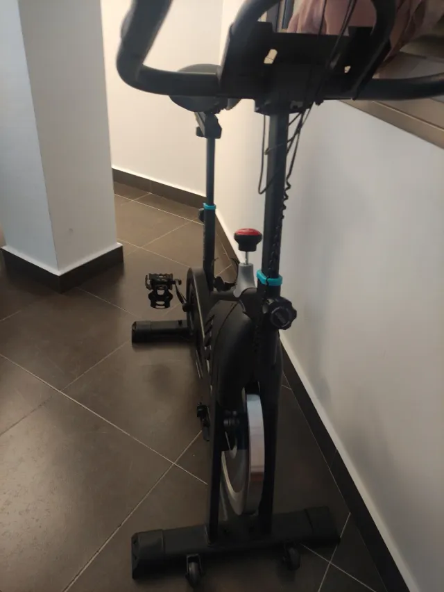Bicicleta estática como nueva