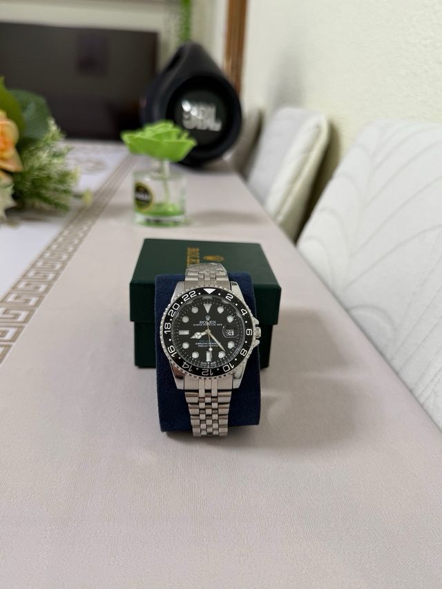 GMT-Master II quadrante nero con bracciale Jubilee