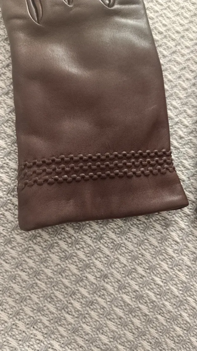 Guantes de mujer marrones