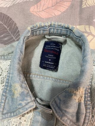 Chaqueta vaquera con encaje