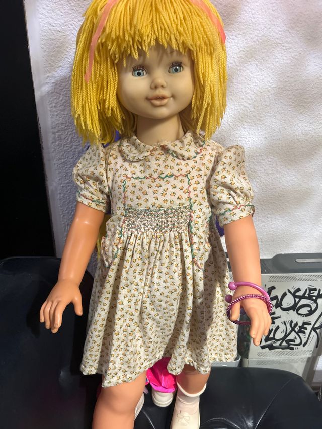 Muñeca Rosaura pelo lana