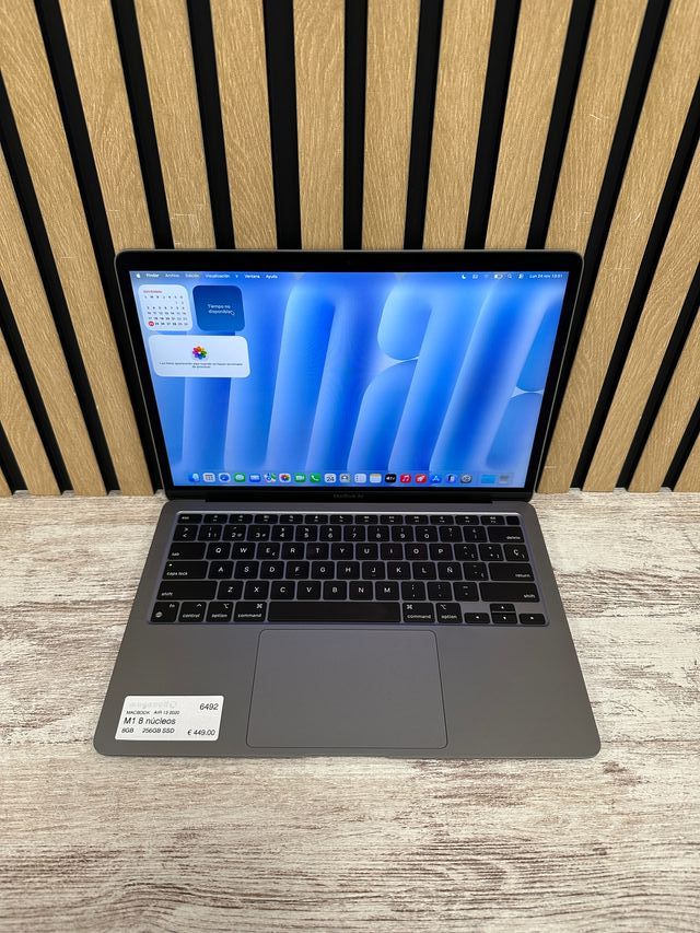 MacBook Air 13" 2020 M1 8gb 256gb SSD