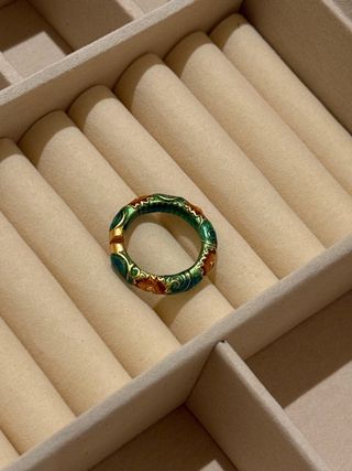 Anillo Diseño Oro y Verde