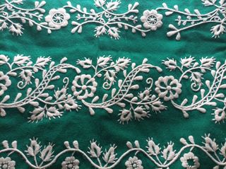 Refajo Huertana Bordado Verde