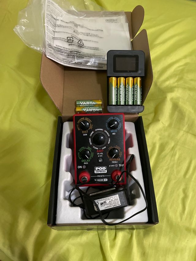 OFERTA! Line 6 POD Express + Accesorios